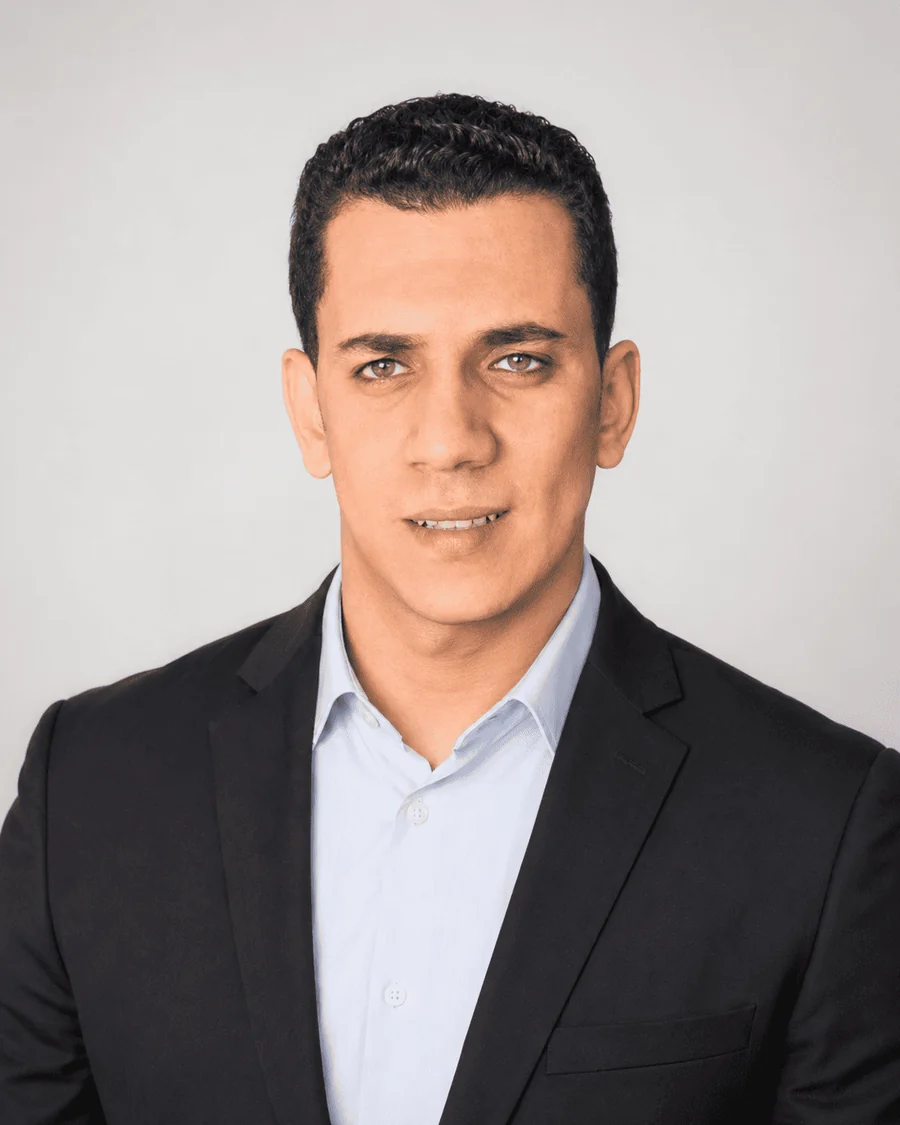 خالد محمود — مدير حلول رقمية وتقنية في الرياض